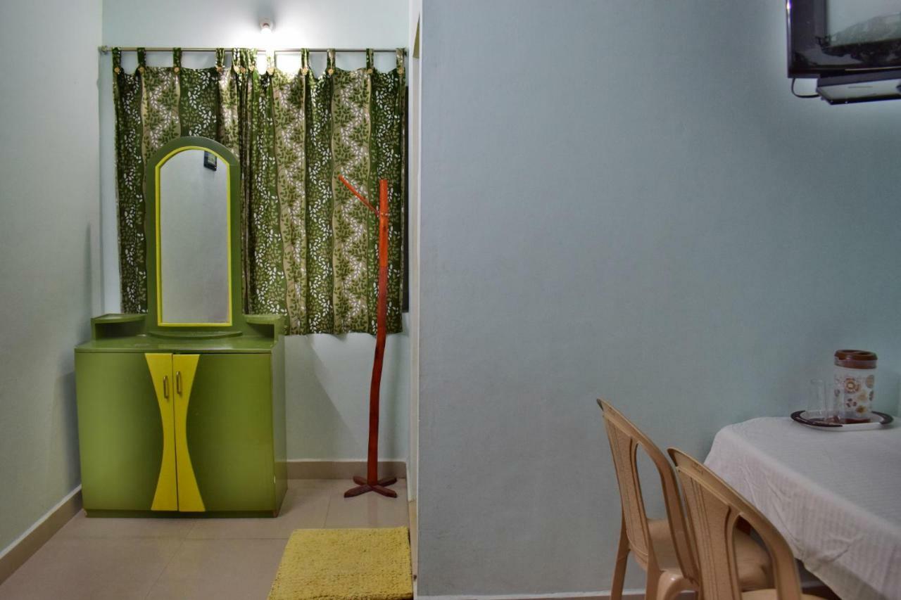 Kozee Kaves Hotel Йелагири Екстериор снимка
