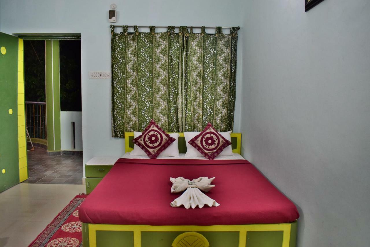 Kozee Kaves Hotel Йелагири Екстериор снимка
