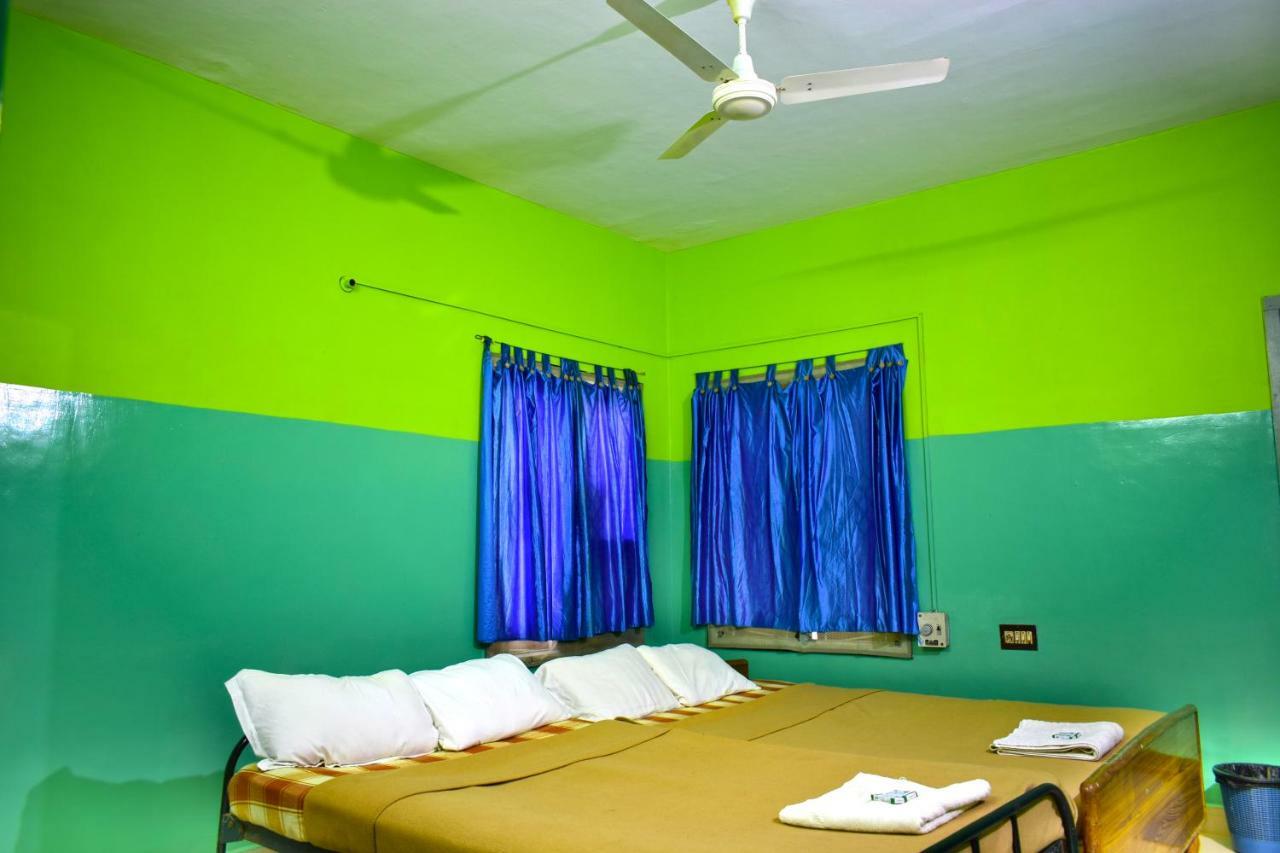 Kozee Kaves Hotel Йелагири Екстериор снимка