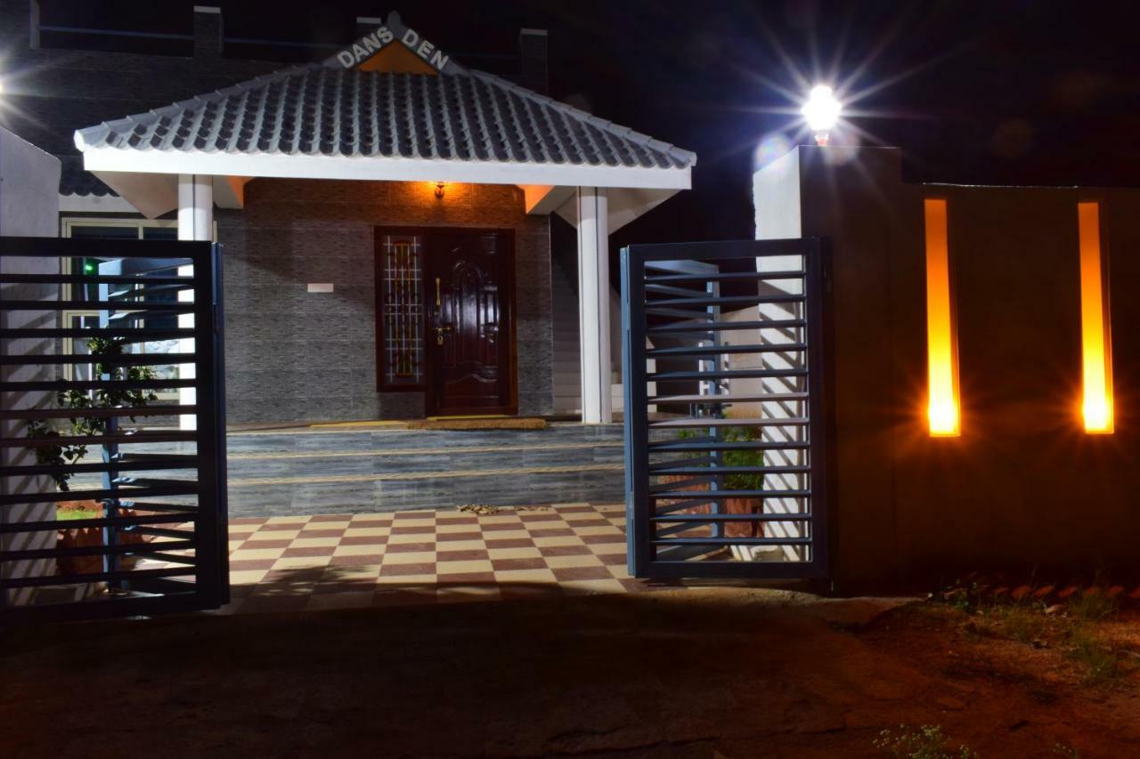 Kozee Kaves Hotel Йелагири Екстериор снимка